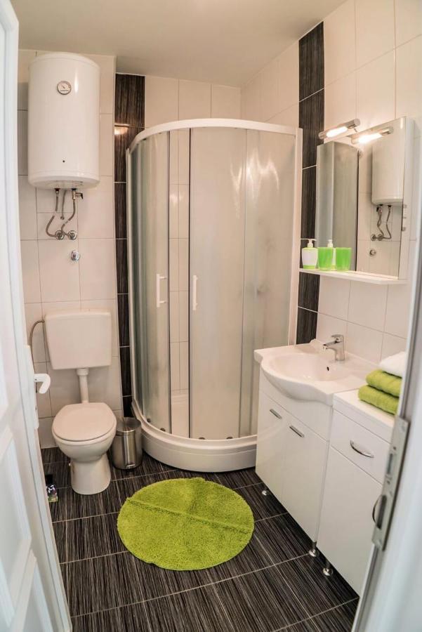 ויר Apartments Malina מראה חיצוני תמונה